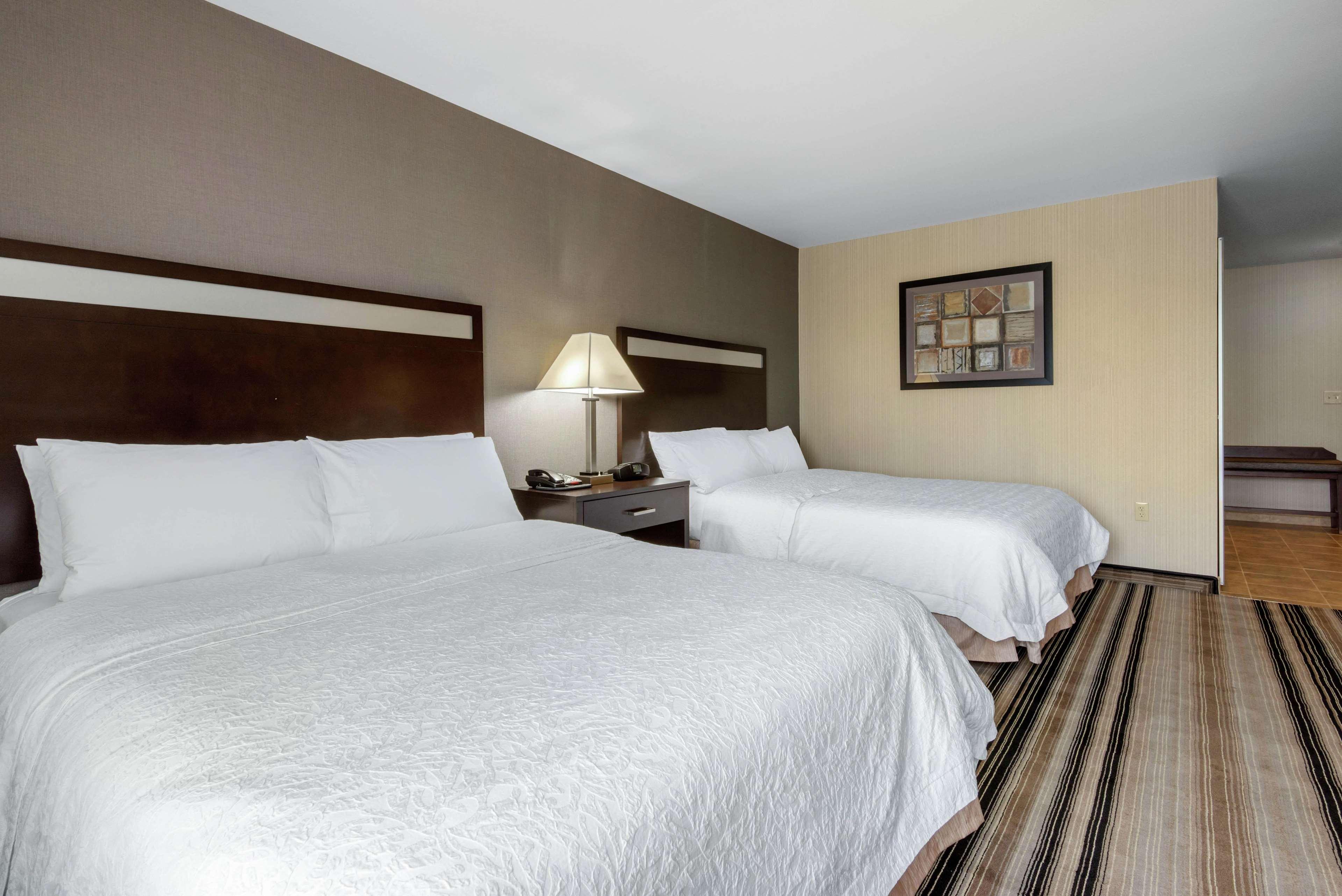Hampton Inn Meadville Exterior photo
