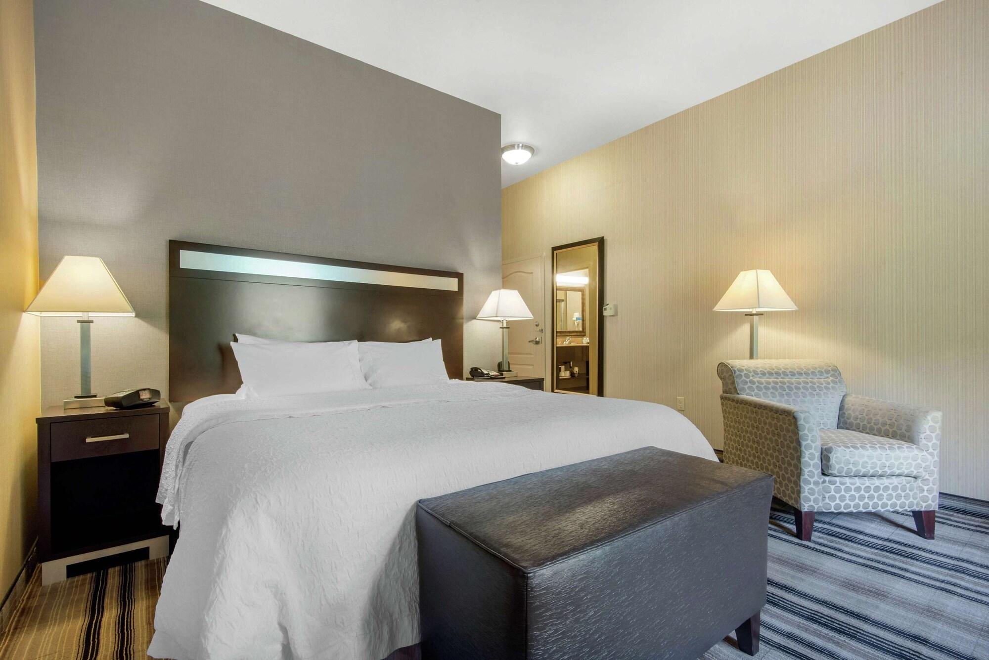 Hampton Inn Meadville Exterior photo