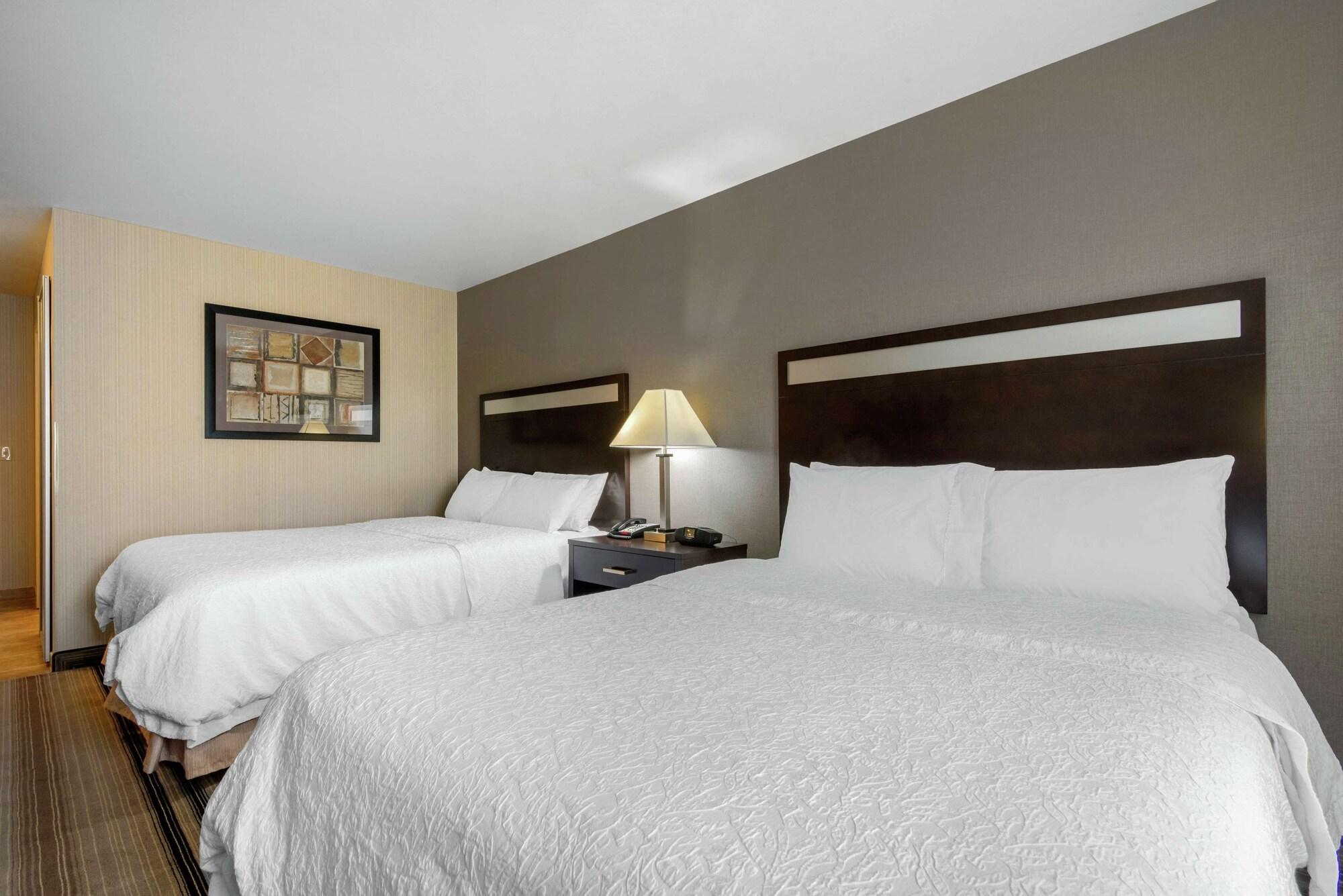 Hampton Inn Meadville Exterior photo