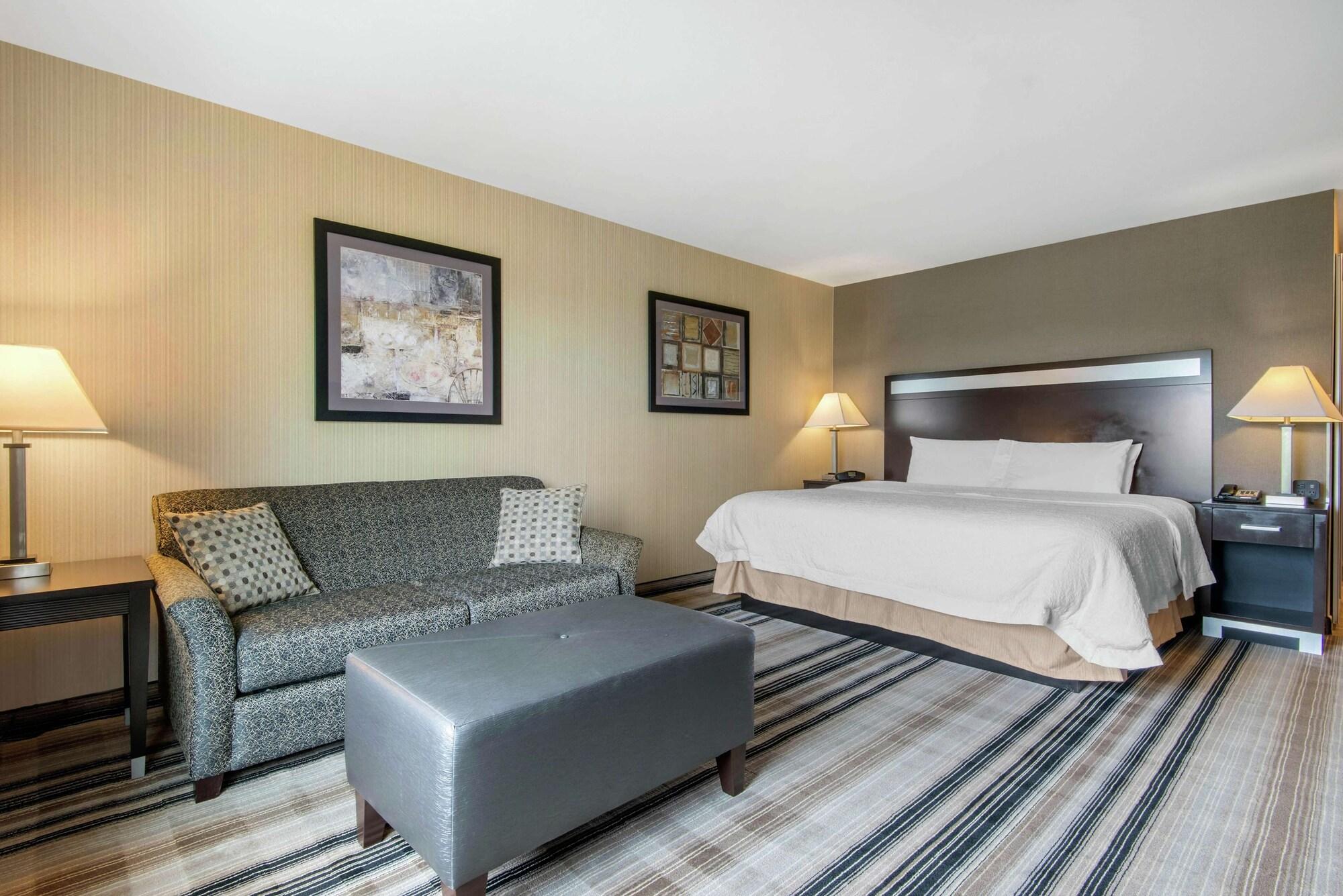 Hampton Inn Meadville Exterior photo