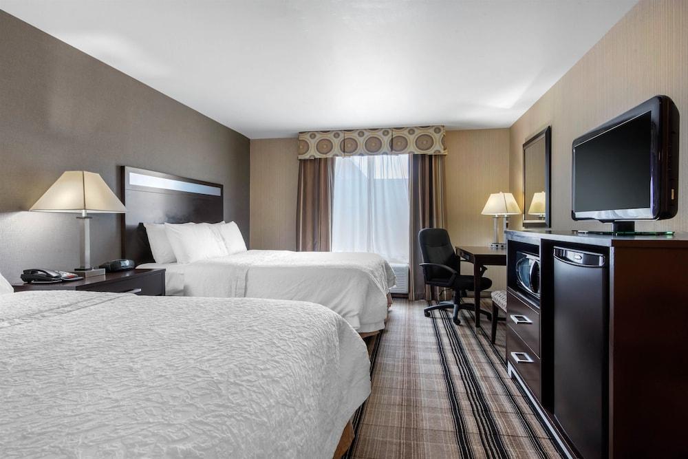 Hampton Inn Meadville Exterior photo