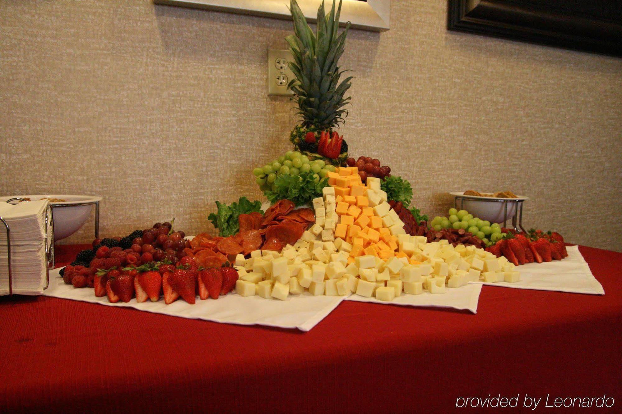Hampton Inn Meadville Restaurant photo