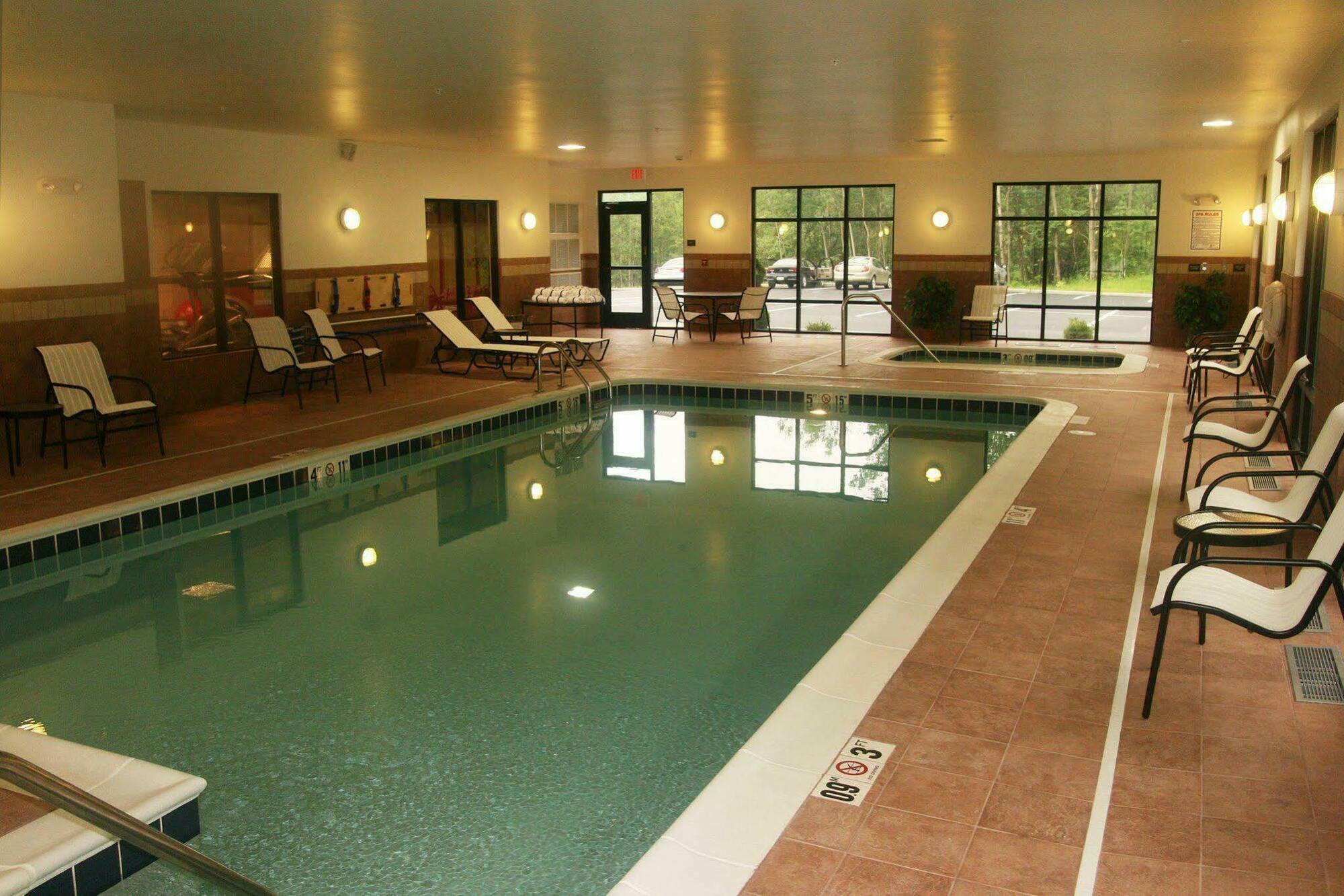 Hampton Inn Meadville Facilities photo