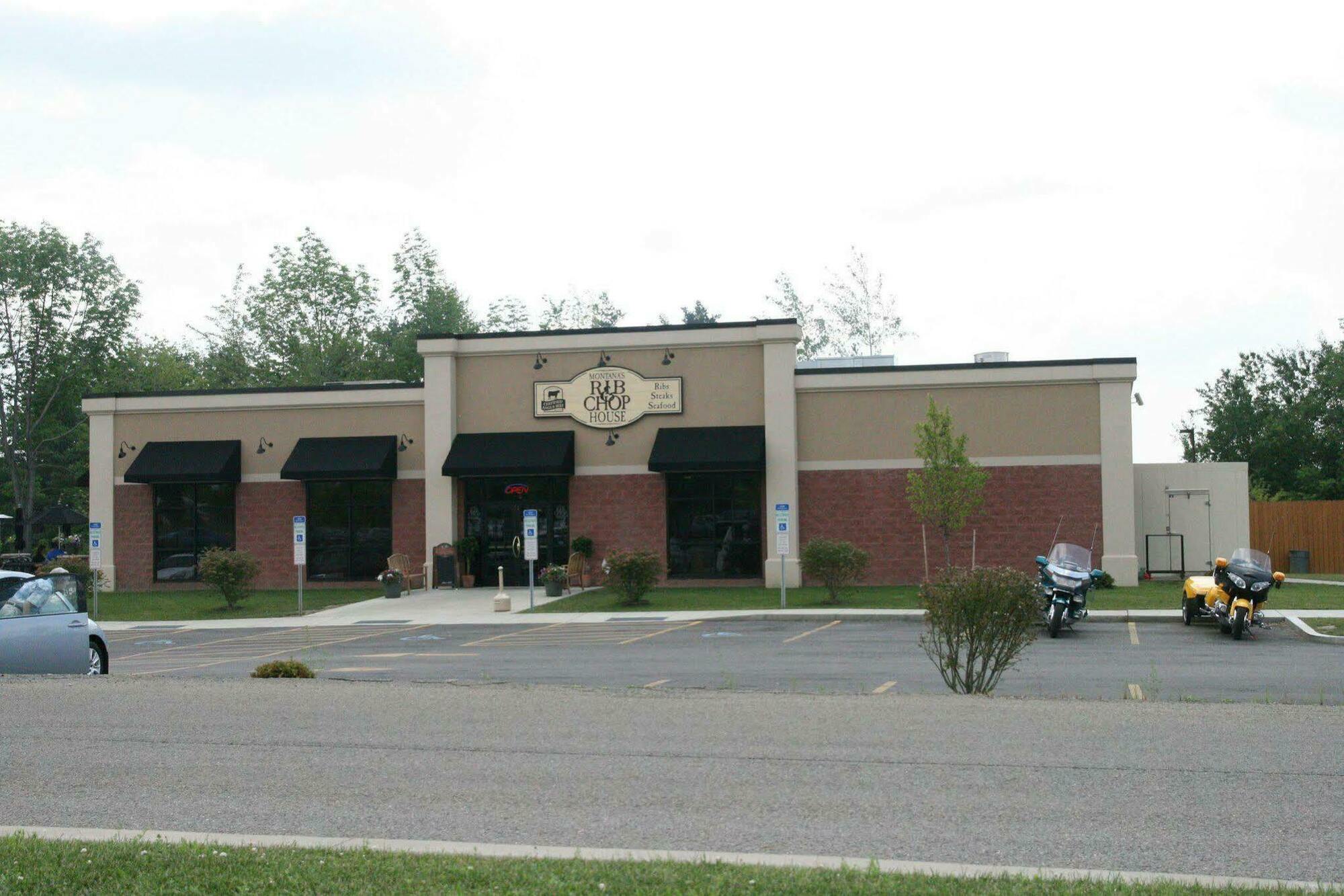 Hampton Inn Meadville Amenities photo